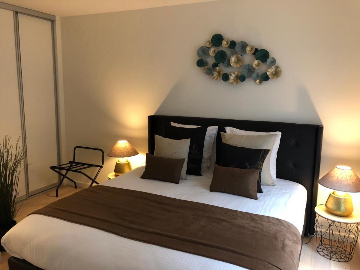 Luxury Apartment Mons City Center ภายนอก รูปภาพ