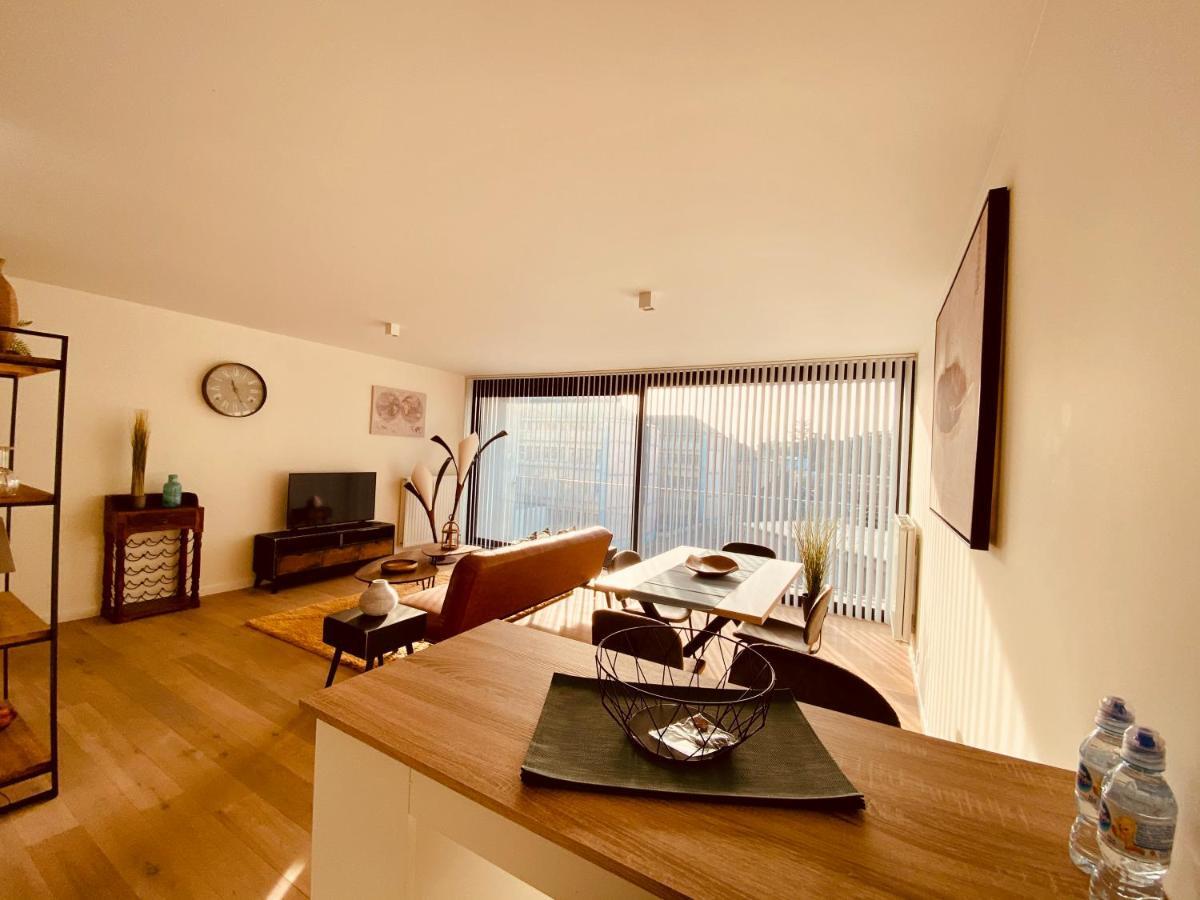 Luxury Apartment Mons City Center ภายนอก รูปภาพ