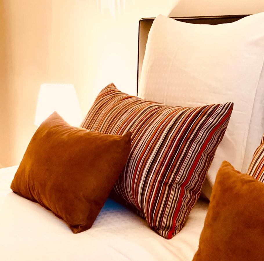 Luxury Apartment Mons City Center ภายนอก รูปภาพ